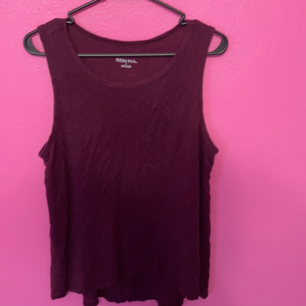 Merona tank size large